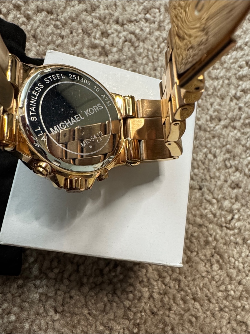 Michael Kors Watch - Picture 4 of 4